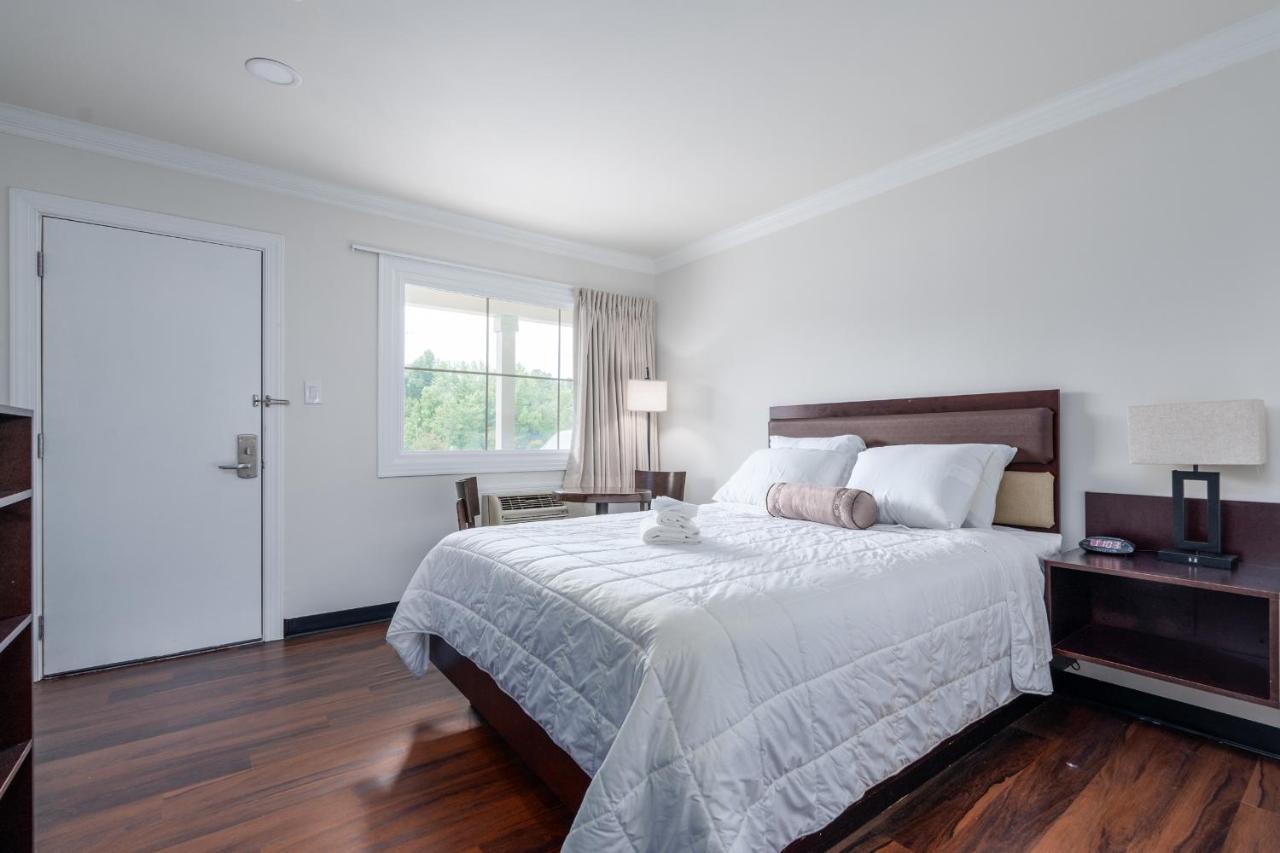 Crewe Boutique Inn מראה חיצוני תמונה