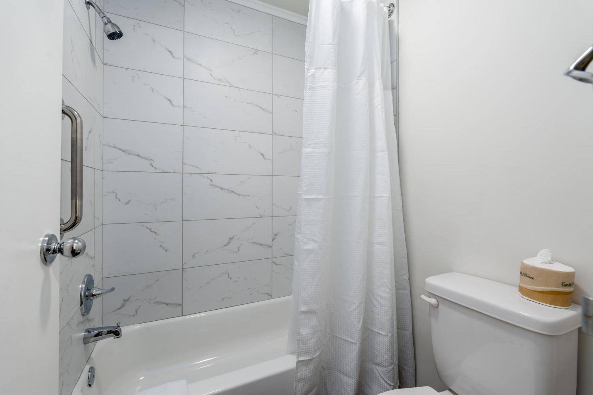 Crewe Boutique Inn מראה חיצוני תמונה